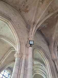 Figure 10 : Pilier avec colonne anormale avec reprise de 3 arcs sur la même